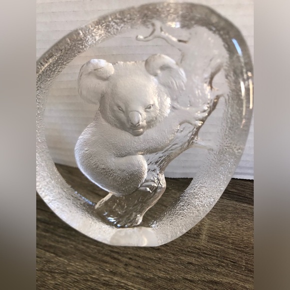 Vtg Mats Jonasson Sweden Crystal Paperweight - Picture 5 of 12
